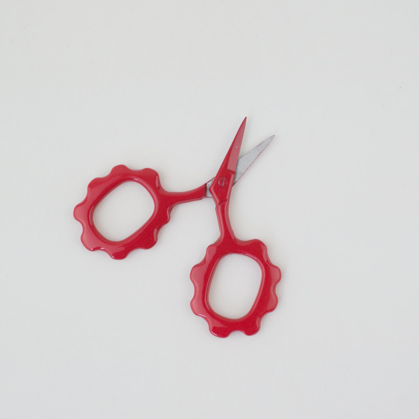 Red Scallop Handle Embroidery Scissors