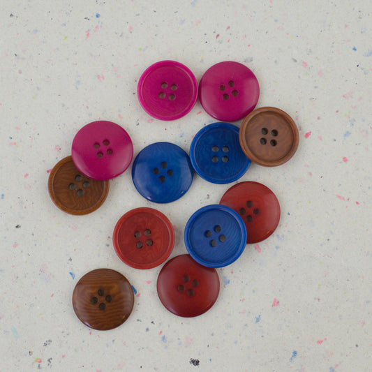 Dyed Corozo Button 20mm with ridge